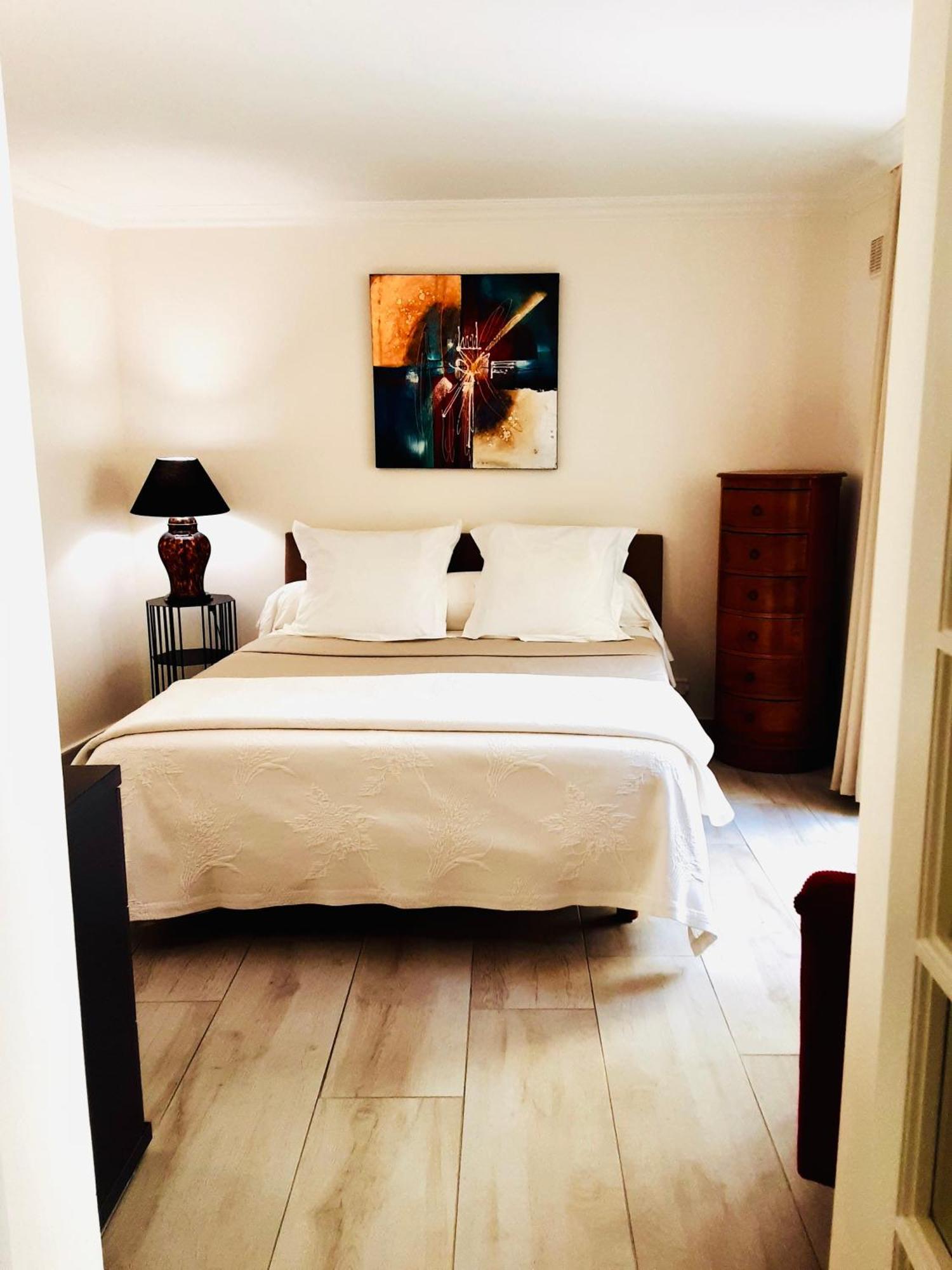 Apartment Le Cocon Setois, Clim, Patio Et Garage Pour Vehicule Type Golf, Linge De Lit Et Serviettes Inclus Sete